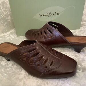 New Nurture Columbus Mules 8.5 Brown